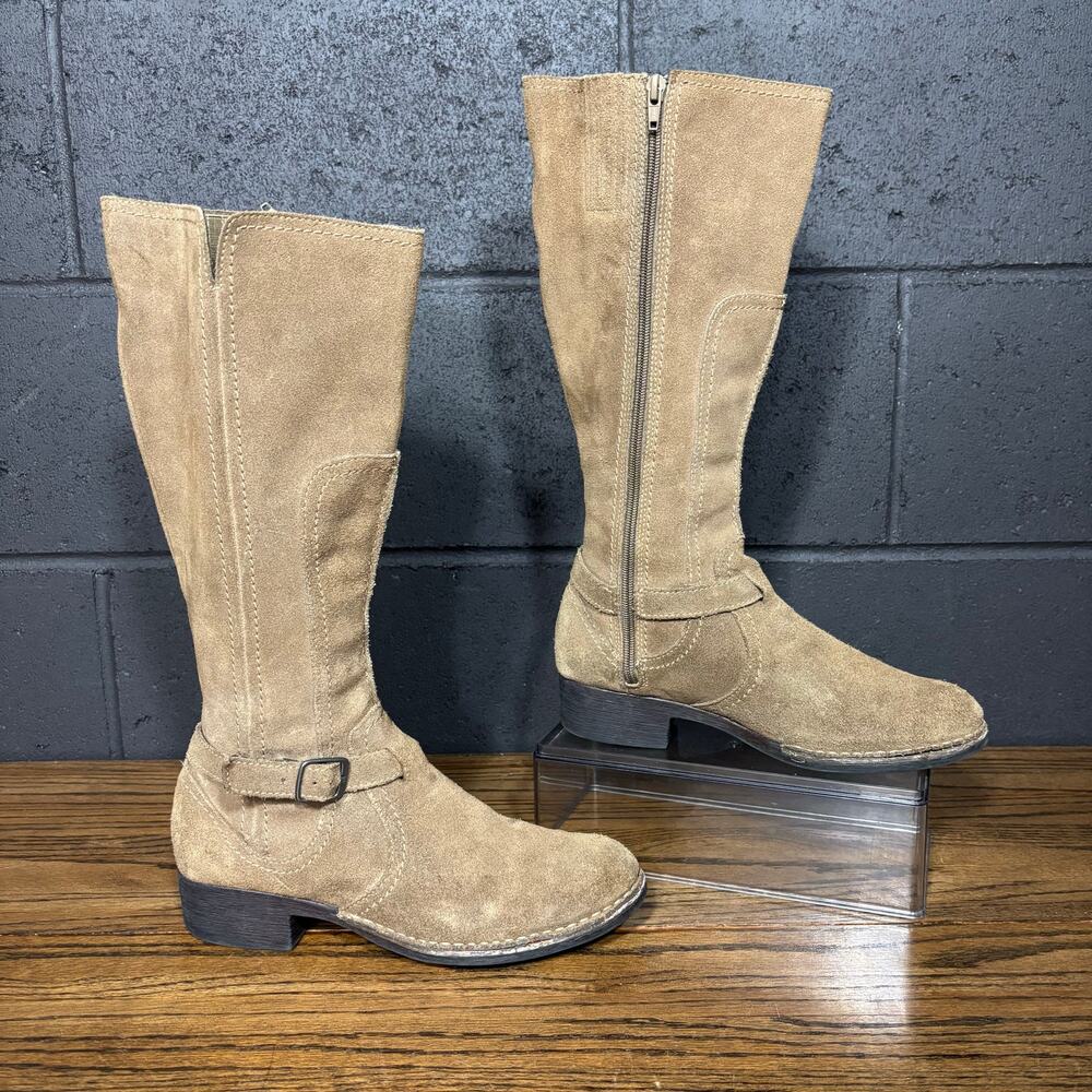 Clarks Tan Suede Knee-High Riding Boots Side Zip Low Heel Women’s 8.5